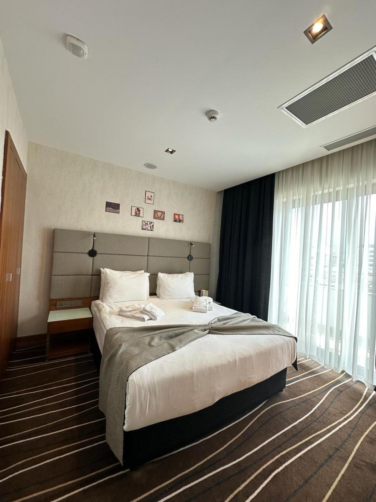 Cihangir Hotel Bosphorus Isztambul Kültér fotó
